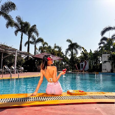 The Neeraj River Forest Resort Ayurvedic Wellness Center ริชิเคช ภายนอก รูปภาพ