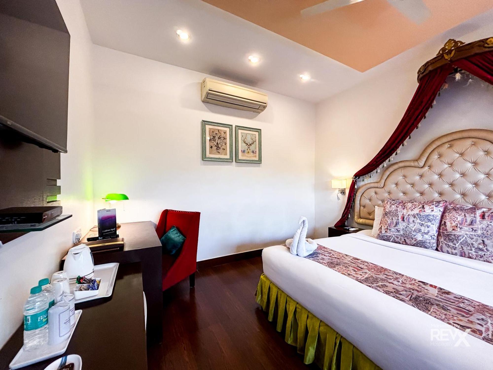 The Neeraj River Forest Resort Ayurvedic Wellness Center ริชิเคช ภายนอก รูปภาพ
