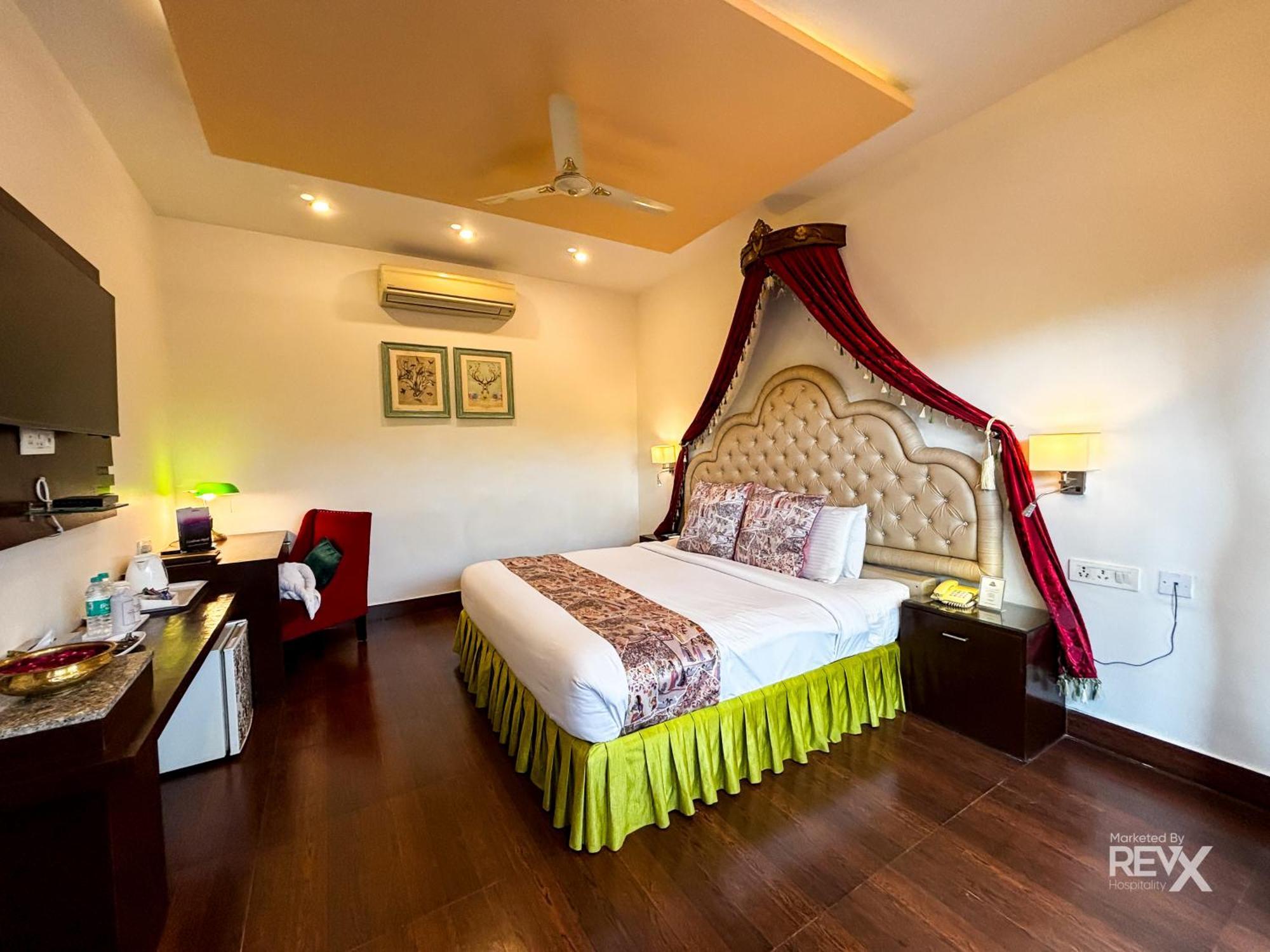 The Neeraj River Forest Resort Ayurvedic Wellness Center ริชิเคช ภายนอก รูปภาพ