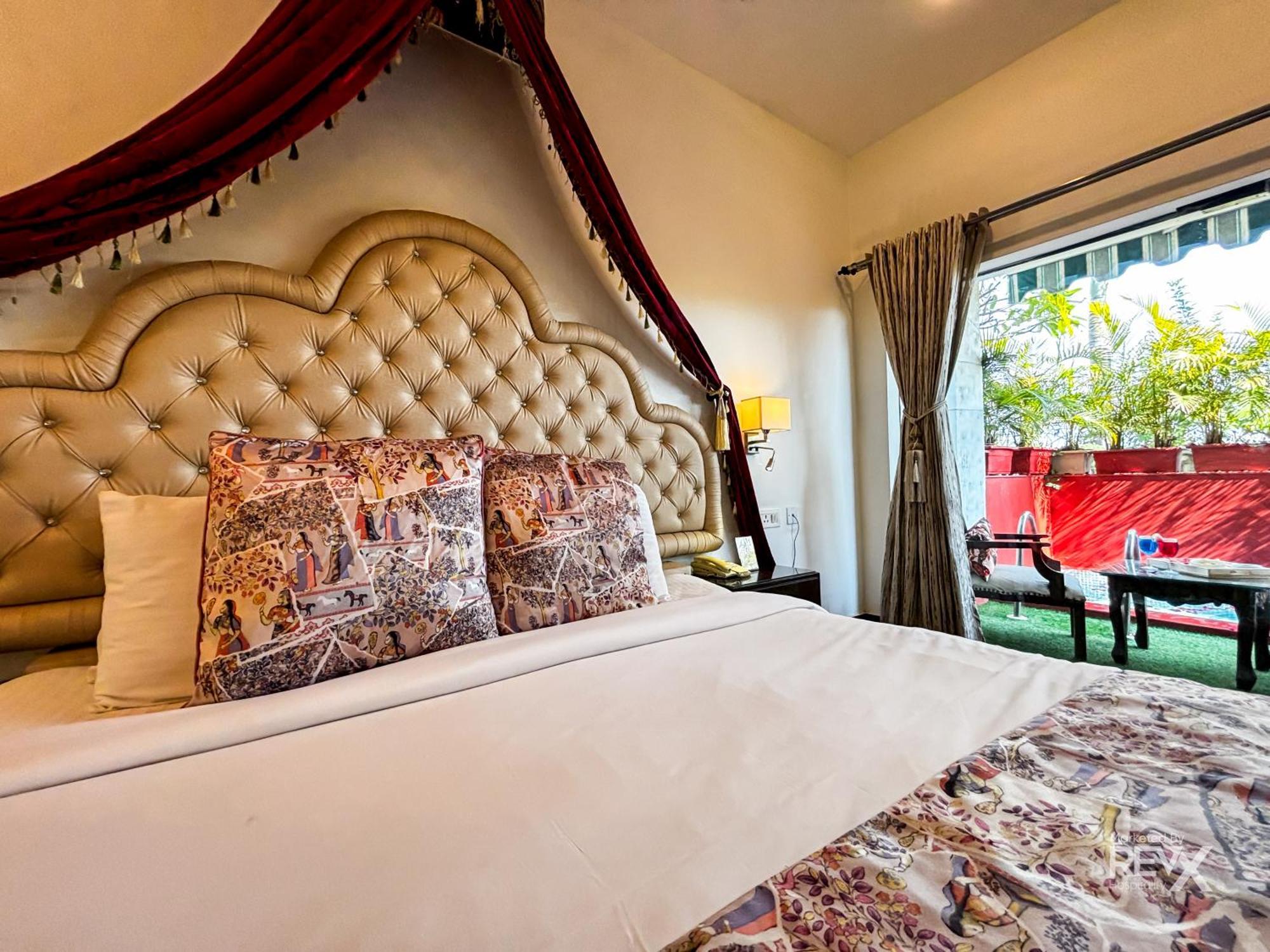 The Neeraj River Forest Resort Ayurvedic Wellness Center ริชิเคช ภายนอก รูปภาพ