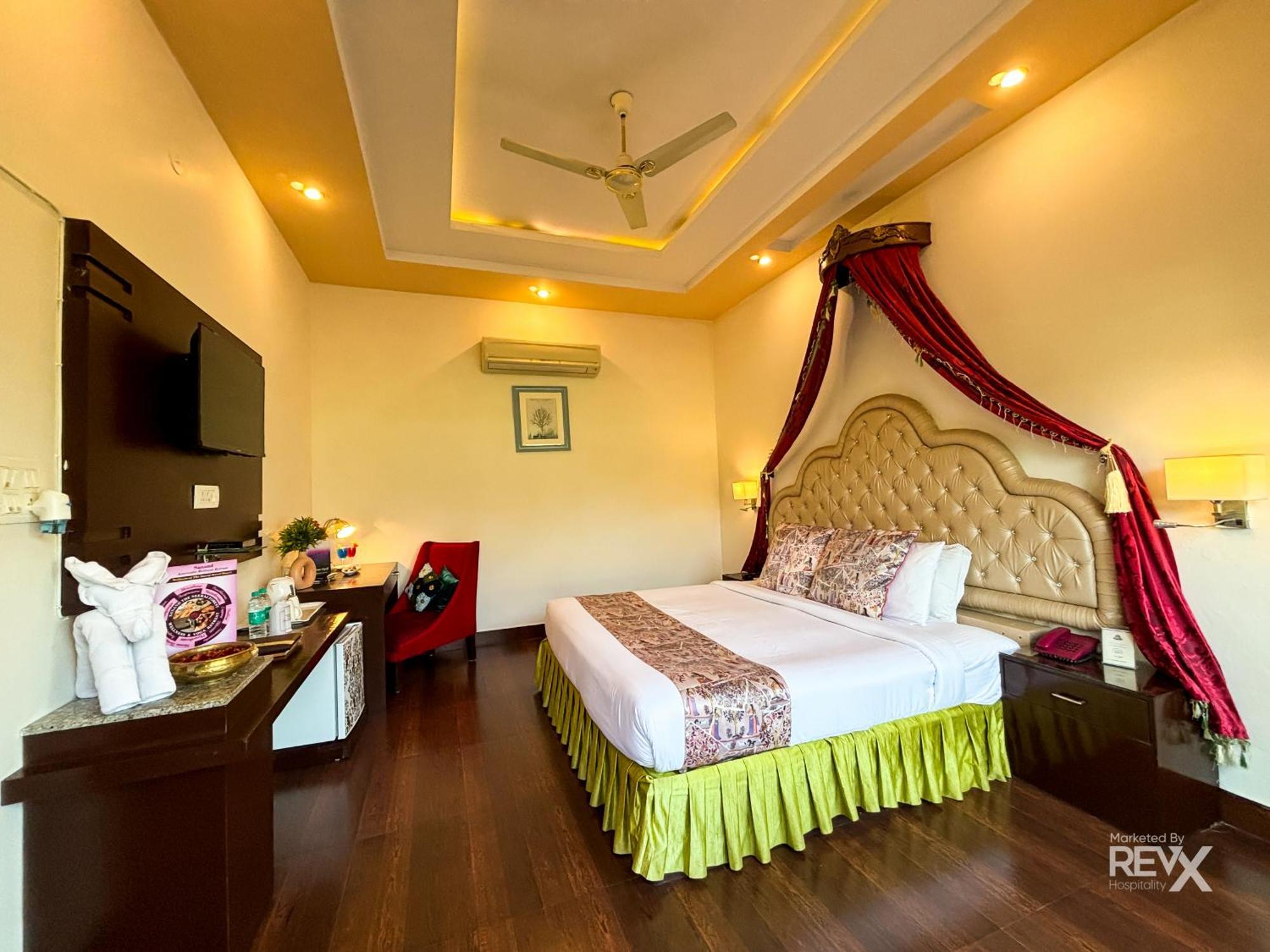 The Neeraj River Forest Resort Ayurvedic Wellness Center ริชิเคช ภายนอก รูปภาพ