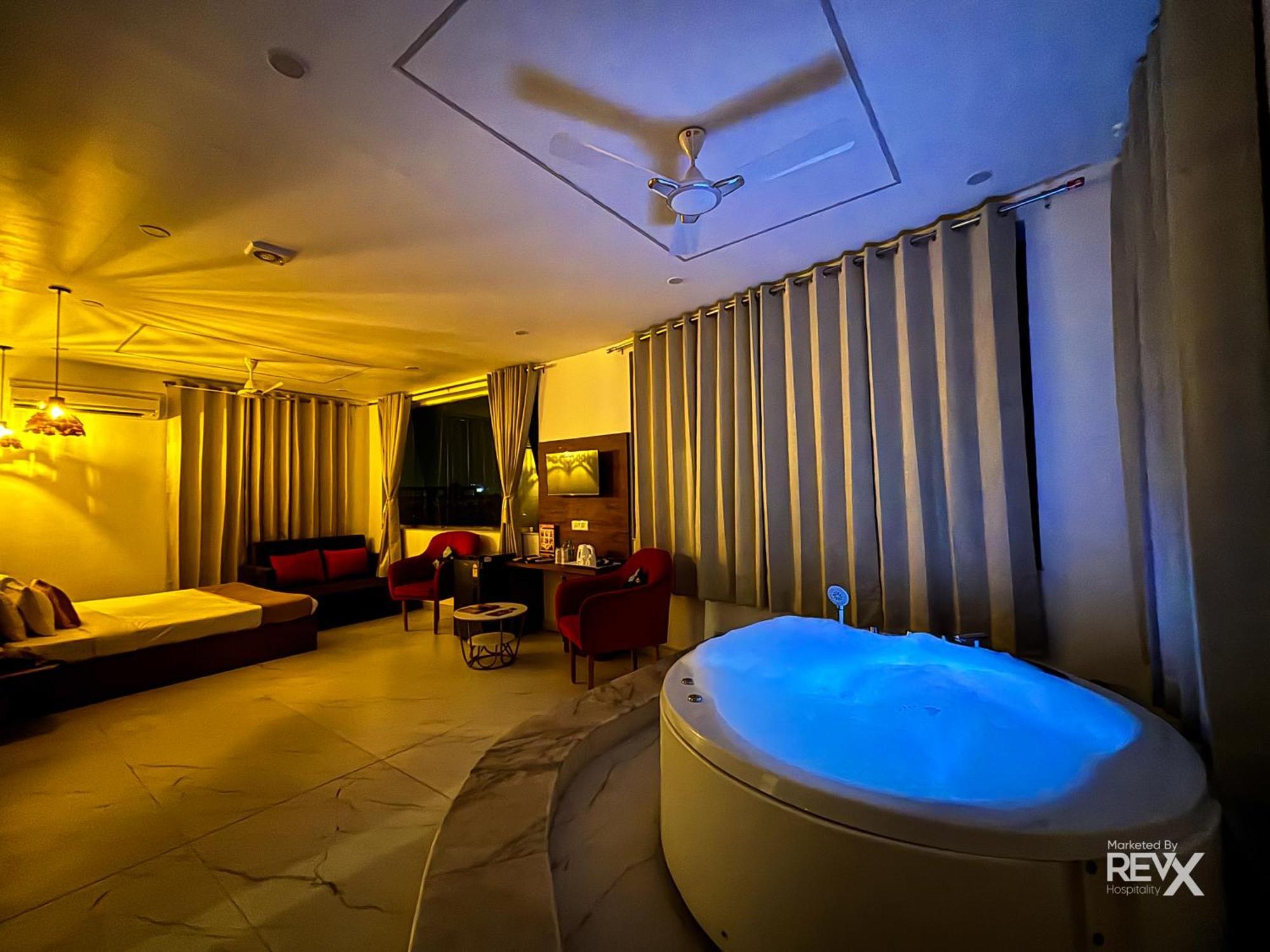 The Neeraj River Forest Resort Ayurvedic Wellness Center ริชิเคช ภายนอก รูปภาพ